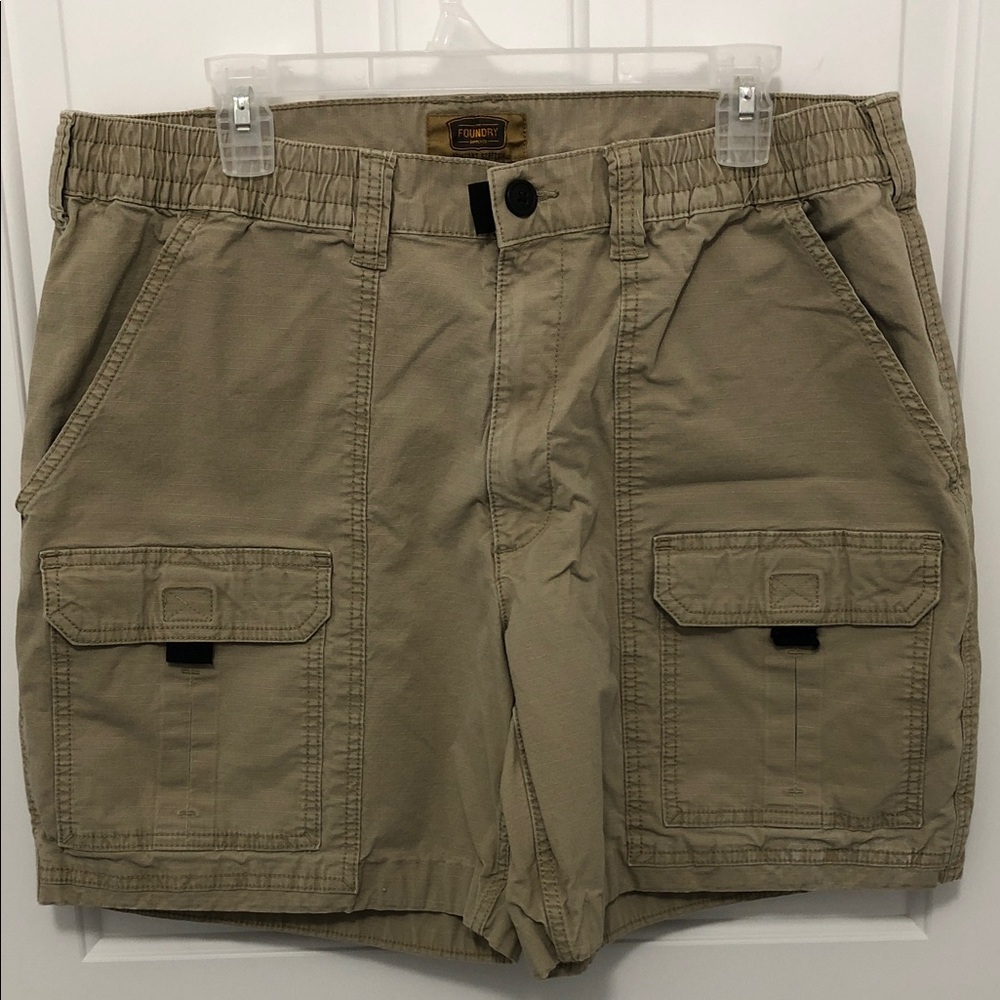 The Foundry Supply Co. Men's Tan Cargo Shorts with Elastic Waist